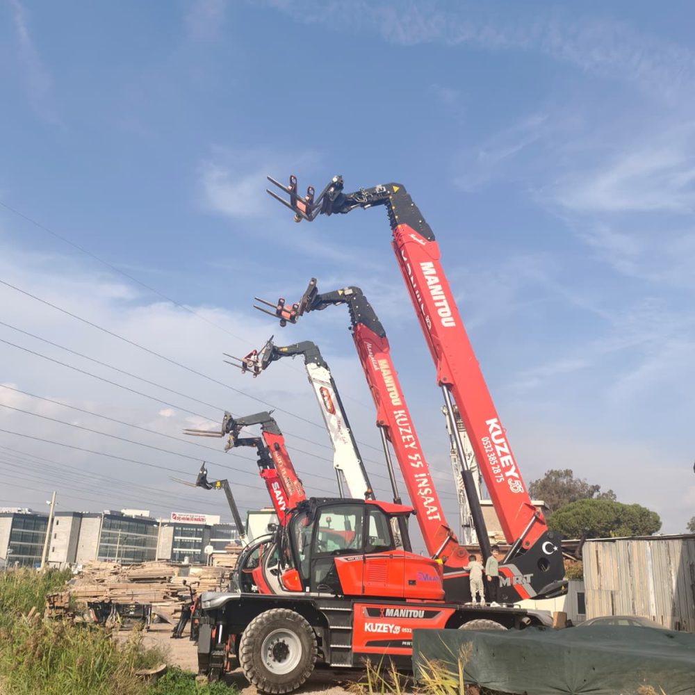 Sany, Bobcat ve Manitou markalarından oluşan, farklı tonaj ve yükseklik kapasitesine sahip kiralık iş makineleri.